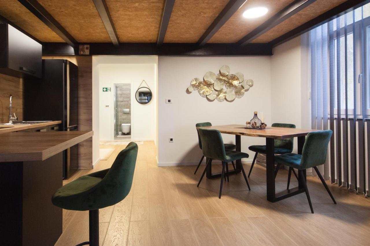 PUY Apartment Josip מראה חיצוני תמונה